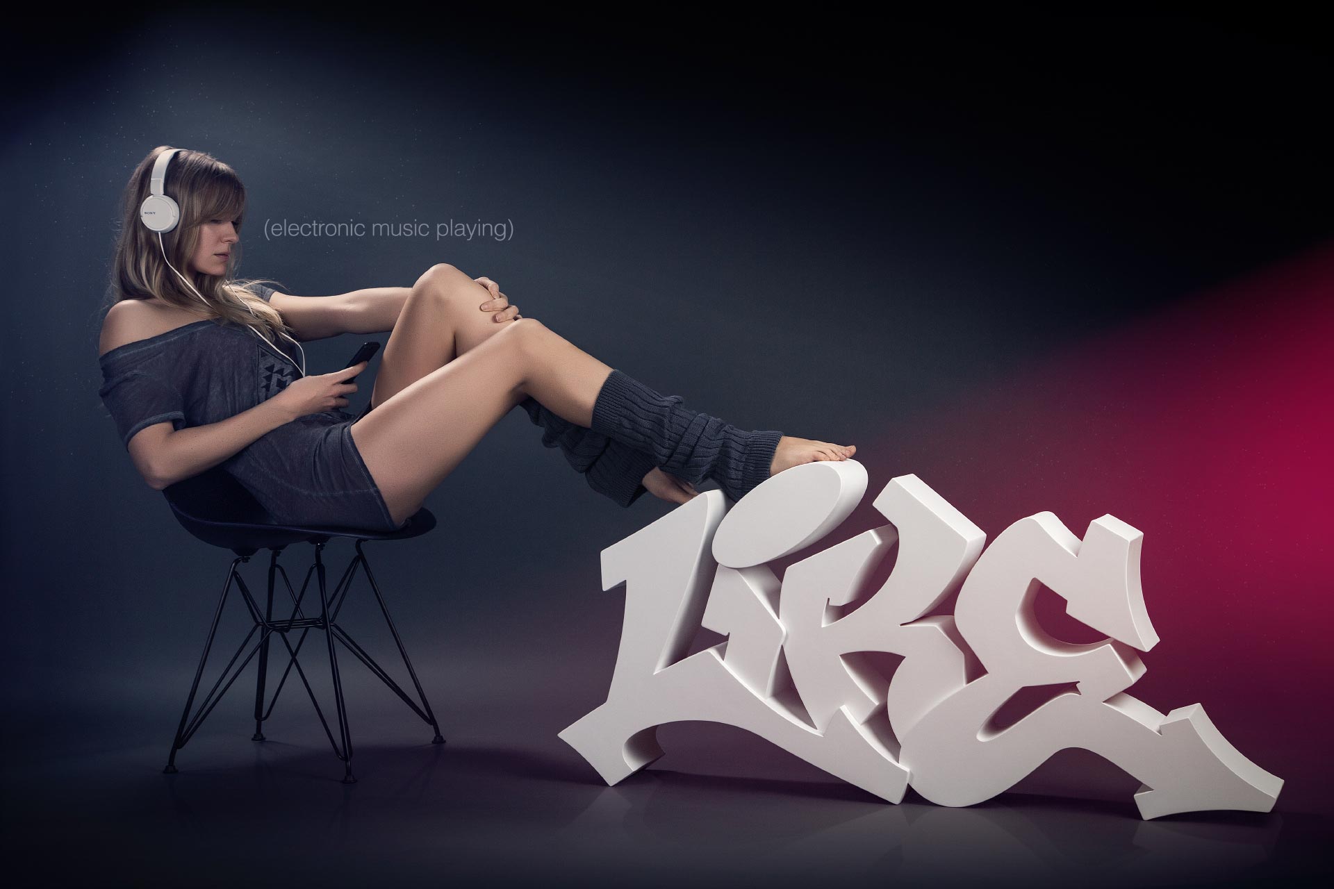 Like graffiti sculpture by Ricky Damien